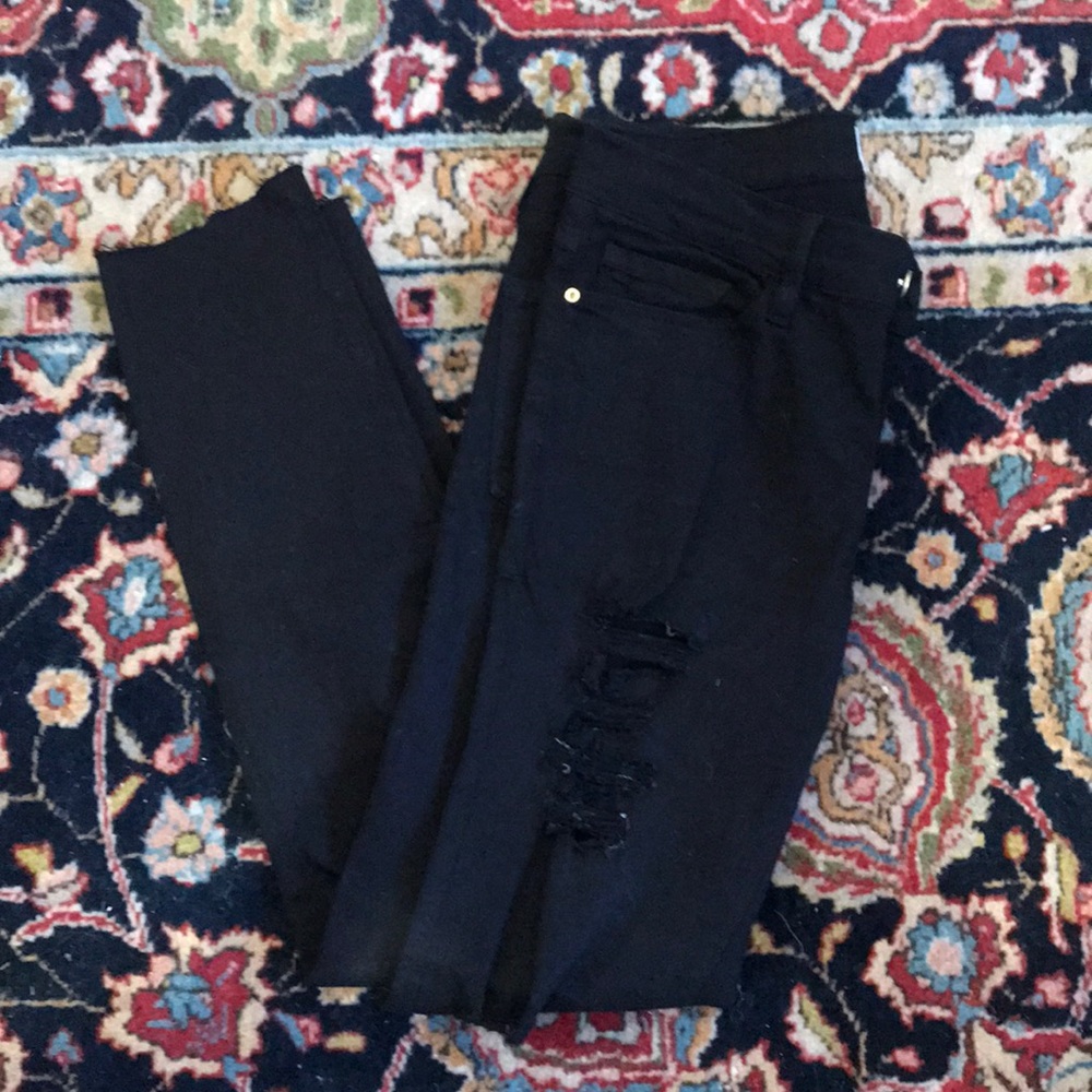 Frame Destructed Black Denim Jean